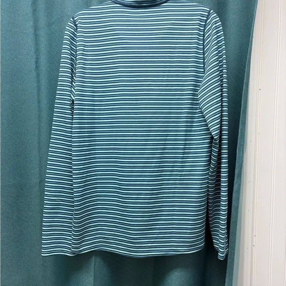 Patagonia Capilene Blue Stripe Lightweight 1/2 Zip Size Medium - Picture 3 of 3